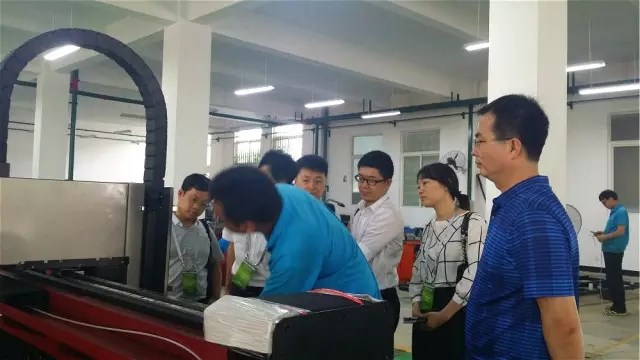 再一次，又一次！我們?nèi)脒x“3551人才計(jì)劃”