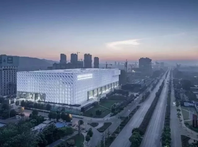 華俄激光將隆重亮相2017武漢光博會(huì)，邀您共享光電盛宴